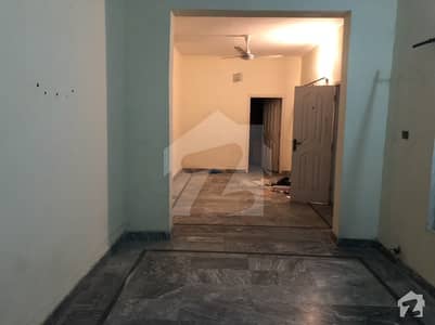 1125 Square Feet Flat Ideally Situated In Peshawar Road