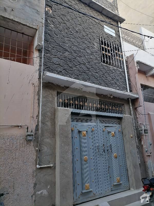 لانڈھی کراچی میں 4 کمروں کا 3 مرلہ مکان 70 لاکھ میں برائے فروخت۔