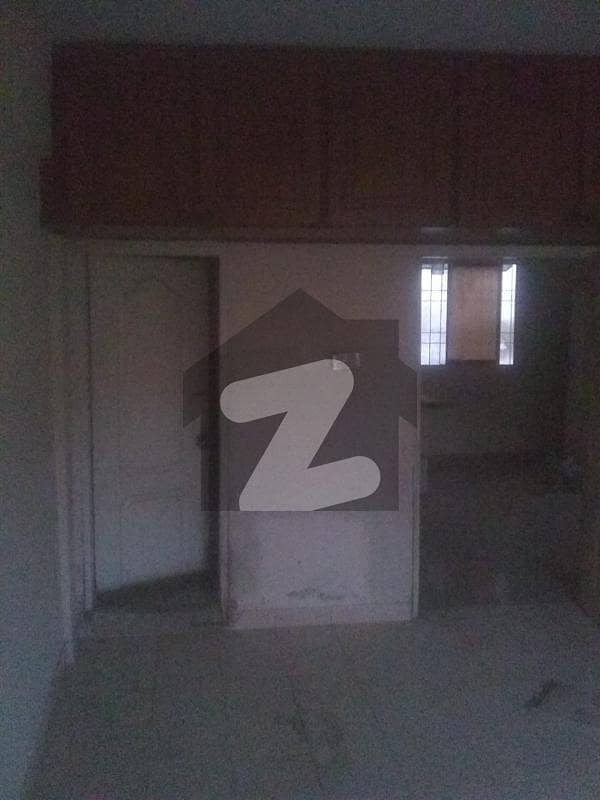 700 Square Feet Flat For Rent In North Nazimabad