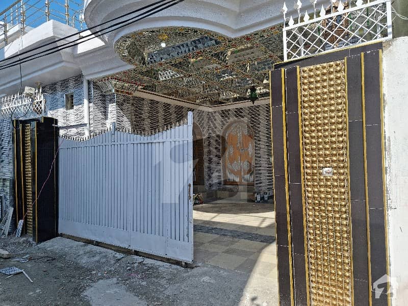 جی ٹی روڈ گوجر خان میں 7 کمروں کا 10 مرلہ مکان 1.55 کروڑ میں برائے فروخت۔