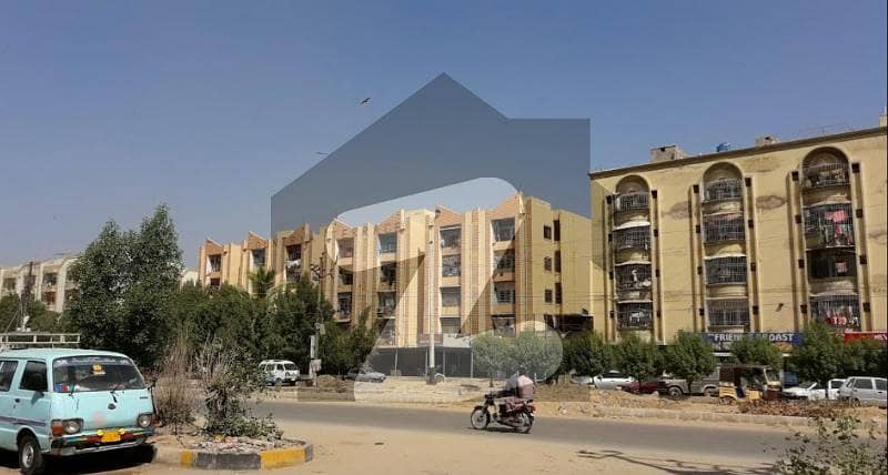 کنٹری ٹیریس سکیم 33 کراچی میں 3 کمروں کا 6 مرلہ فلیٹ 95 لاکھ میں برائے فروخت۔