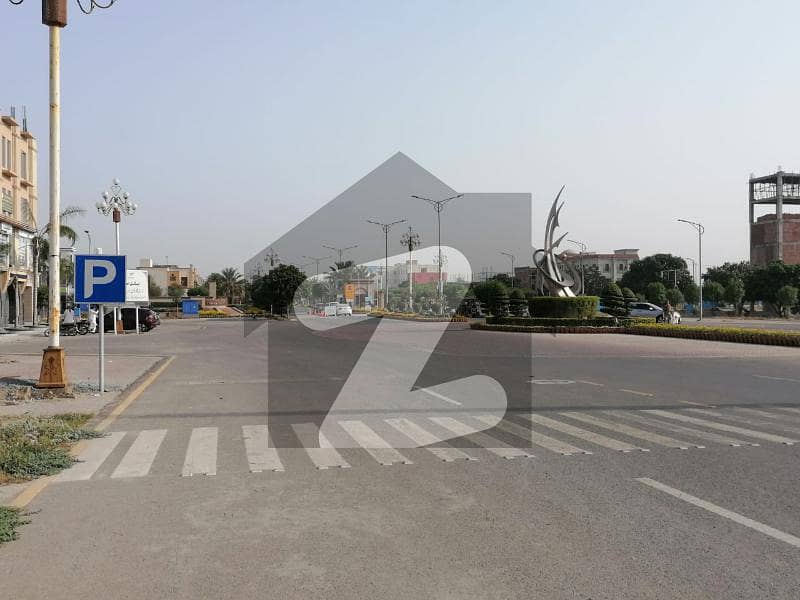 ڈریم گارڈنز - بلاک ایف ڈریم گارڈنز ڈیفینس روڈ لاہور میں 5 مرلہ رہائشی پلاٹ 62 لاکھ میں برائے فروخت۔