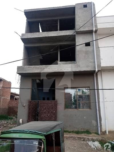 گجر کالونی لاہور میں 7 کمروں کا 5 مرلہ مکان 49.5 لاکھ میں برائے فروخت۔