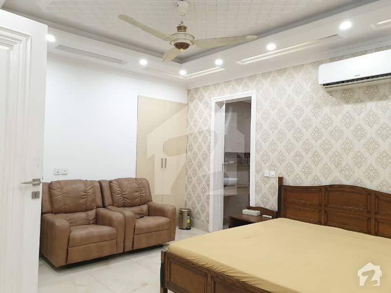 4 Kanal. House  For. Rent  In Gulberg. 2