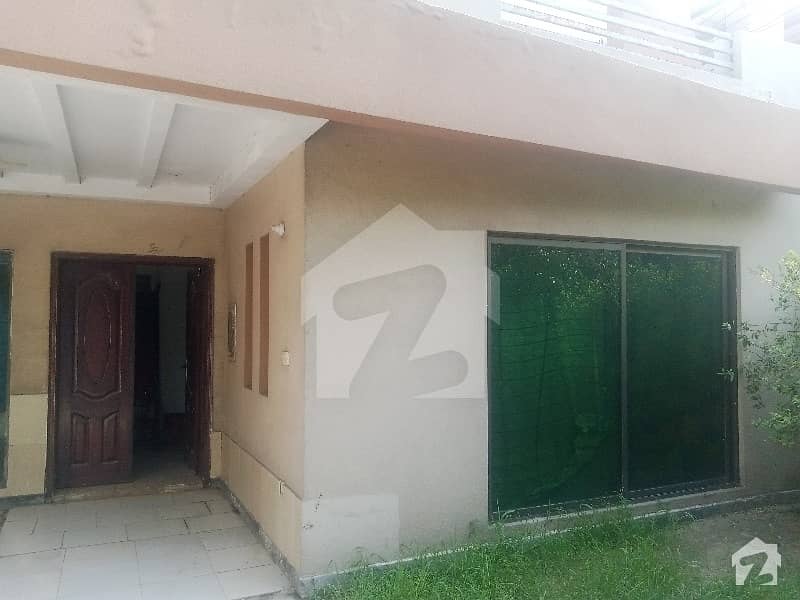 1800 Square Feet Upper Portion In Wocland Villas Is Available For Rent
