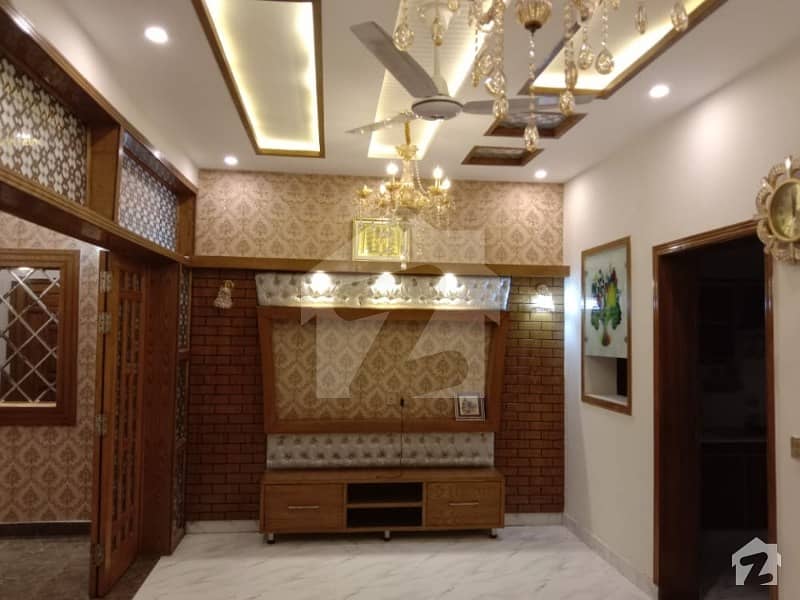 بحریہ ٹاؤن ۔ بلاک اے اے بحریہ ٹاؤن سیکٹرڈی بحریہ ٹاؤن لاہور میں 3 کمروں کا 6 مرلہ مکان 1.58 کروڑ میں برائے فروخت۔