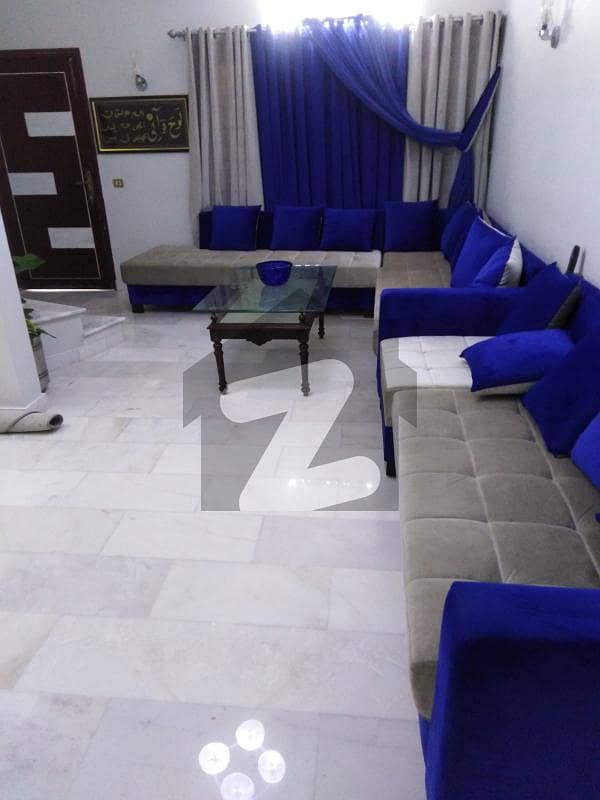 نیشنل سیمنٹ ایمپلائیز ہاؤسنگ گلشنِ اقبال ٹاؤن کراچی میں 6 کمروں کا 5 مرلہ مکان 2.3 کروڑ میں برائے فروخت۔