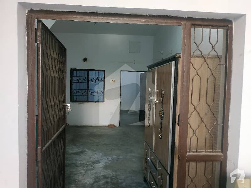آصف ٹاؤن لاہور میں 2 کمروں کا 2 مرلہ مکان 34 لاکھ میں برائے فروخت۔