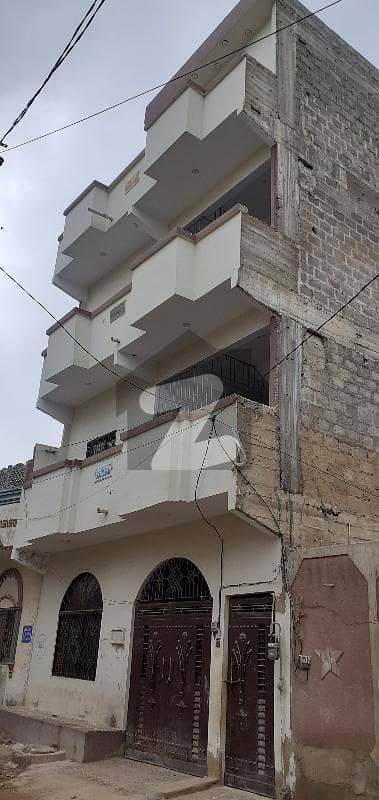 غازی ٹاؤن ملیر کراچی میں 9 کمروں کا 5 مرلہ مکان 1 کروڑ میں برائے فروخت۔
