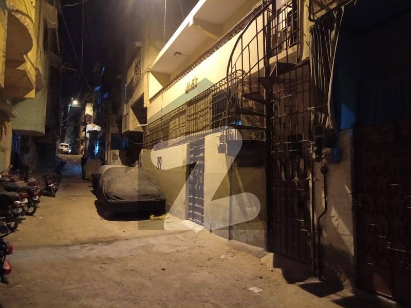 محمودآباد نمبر 1 محمود آباد کراچی میں 4 کمروں کا 6 مرلہ مکان 1.9 کروڑ میں برائے فروخت۔