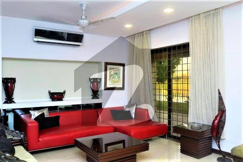 Defence Raya 1 kanal fully furnished 8 bedroom house facing Golf Course