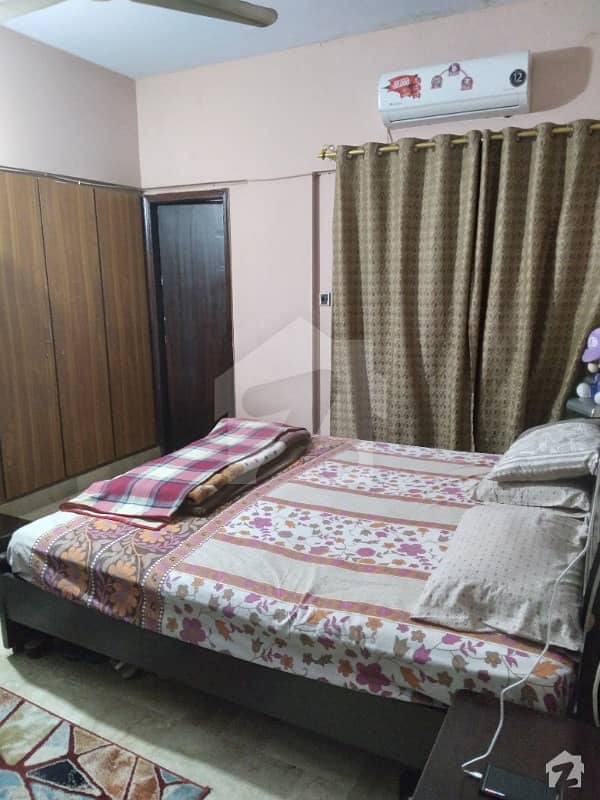 گلستانِ جوہر کراچی میں 3 کمروں کا 7 مرلہ فلیٹ 42 ہزار میں کرایہ پر دستیاب ہے۔