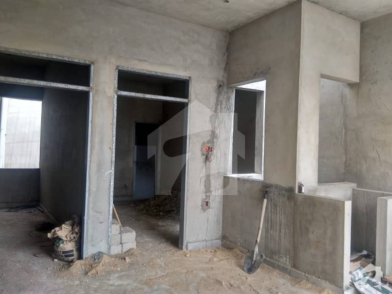 گلشنِ اقبال ٹاؤن کراچی میں 12 کمروں کا 4 مرلہ مکان 2.5 کروڑ میں برائے فروخت۔