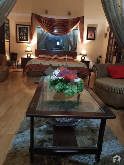 ماڈل ٹاؤن ۔ بلاک ایف ماڈل ٹاؤن لاہور میں 4 کمروں کا 10 مرلہ مکان 3 کروڑ میں برائے فروخت۔