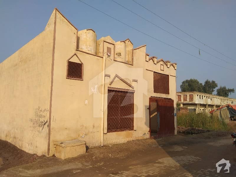 A House Of 1125 Square Feet In Hamza Town