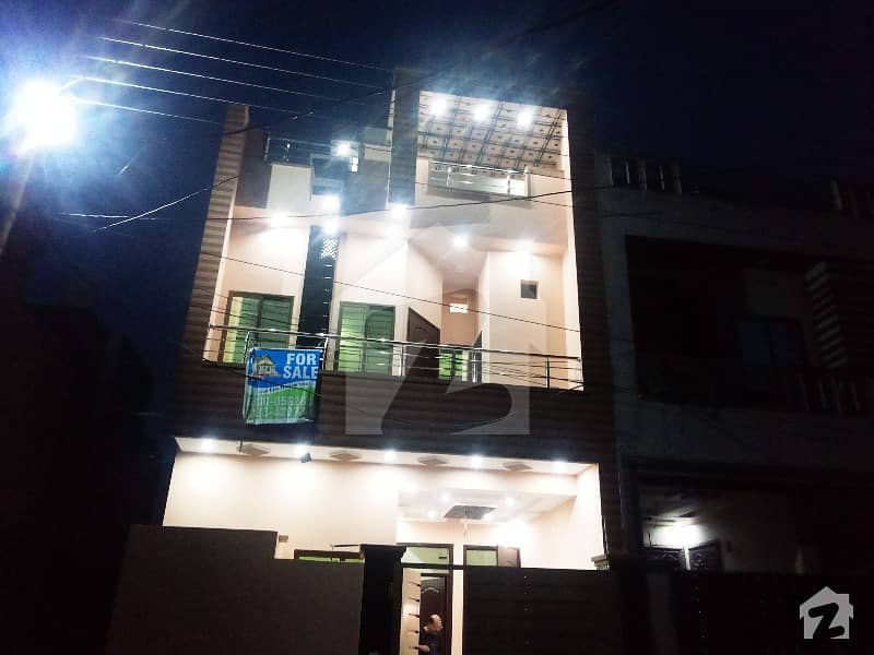 الرحمان گارڈن فیز 2 الرحمان گارڈن لاہور میں 3 کمروں کا 3 مرلہ مکان 65 لاکھ میں برائے فروخت۔