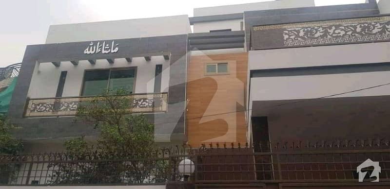 گنج روڈ شیخوپورہ میں 5 کمروں کا 9 مرلہ مکان 2.5 کروڑ میں برائے فروخت۔