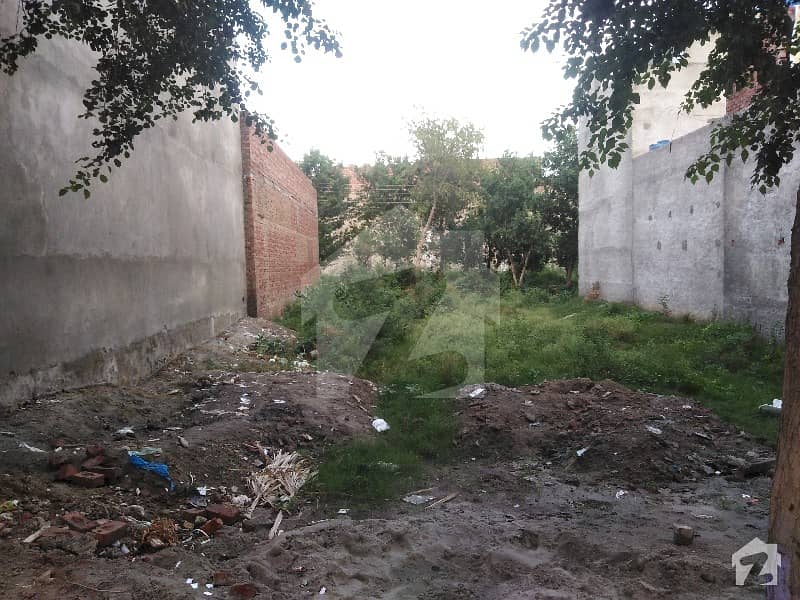 شاداب گارڈن لاہور میں 6 مرلہ رہائشی پلاٹ 56 لاکھ میں برائے فروخت۔