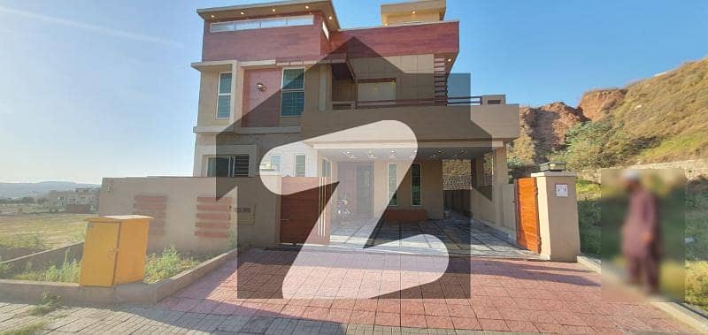 10 Marla Brand New House - Bahria Town Phase 8