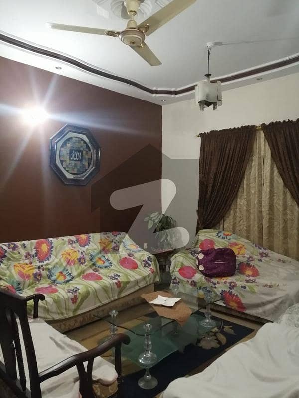 ہادی آباد سکیم 33 کراچی میں 6 کمروں کا 8 مرلہ مکان 1.4 کروڑ میں برائے فروخت۔