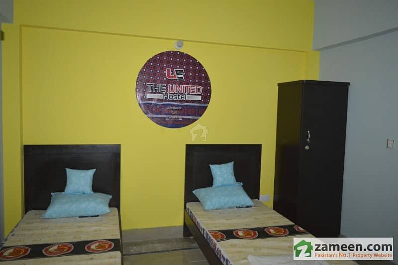 Full Furnished Room In 10 Marla Hostel Available For Rent