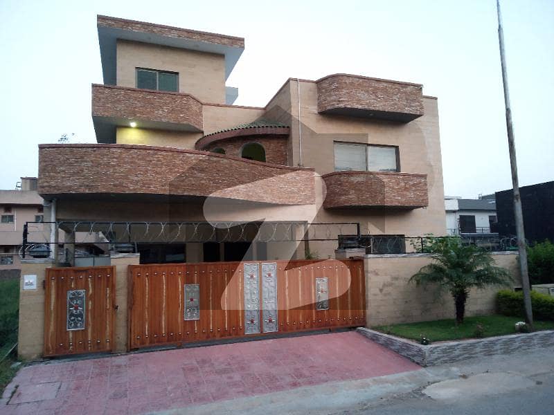 400 Sq Yd House For Sale At Investor Rate