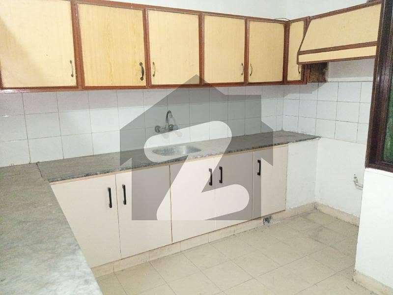 2 Nd Floor Flat Available For Rent In Umar Block