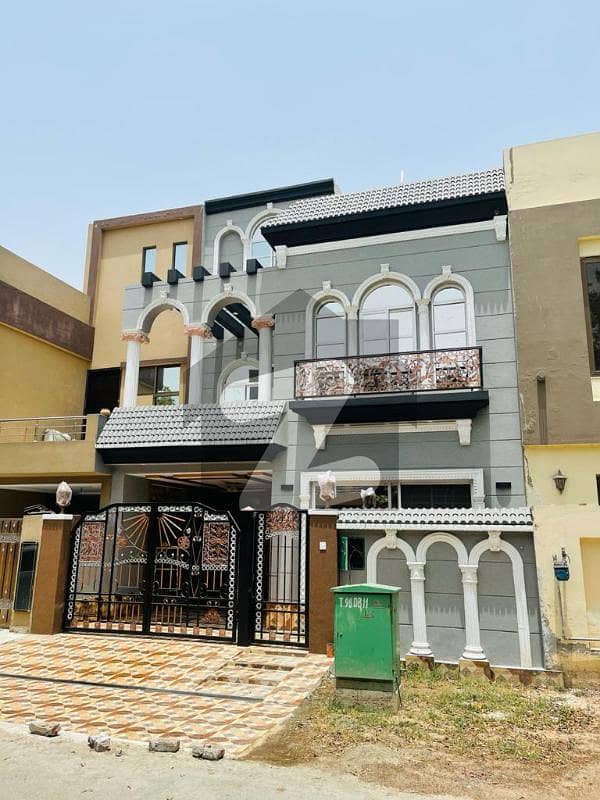 5 Marla Brand New House For Sale In Bahria Town Lahore