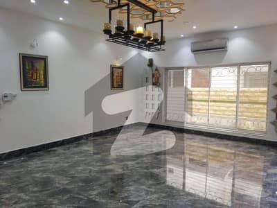 1 Kanal Beautiful House For Rent In Hot Location Of Bahria Town Lahore