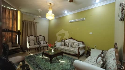 جناح ایونیو کراچی میں 5 کمروں کا 10 مرلہ مکان 3.5 لاکھ میں کرایہ پر دستیاب ہے۔