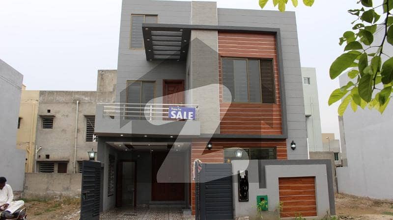 BRAND NEW AVAILABLE GOOD LOCATION 5 MARLA HOUSE OWNER BUILD HIGH LUXURY HOUSE FOR SALE IN BAHRIA TOWN LAHORE SECTOR D BLOCK BB