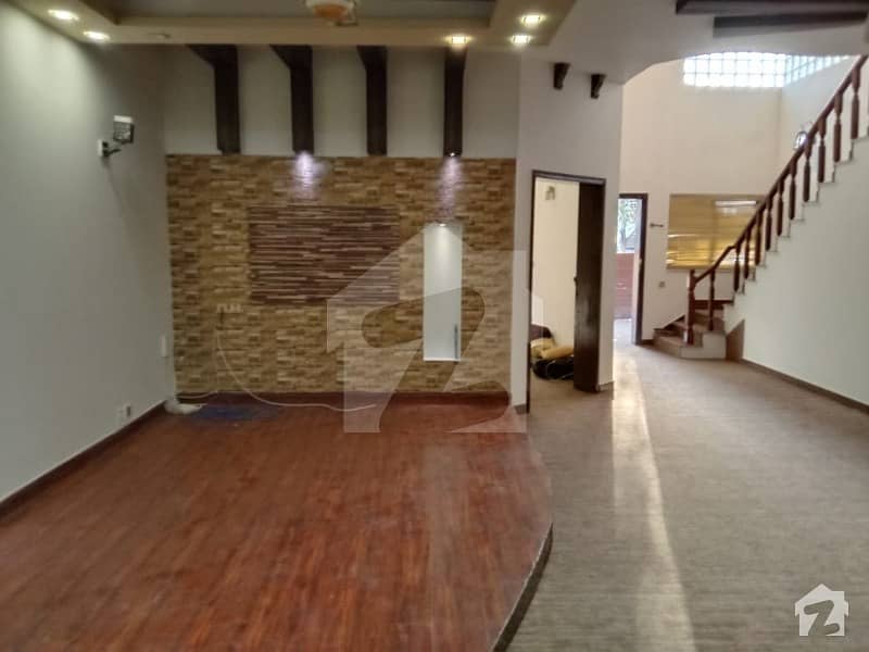 Fantastic Location 10 Marla Single Unit House For Rent in Phase 7.