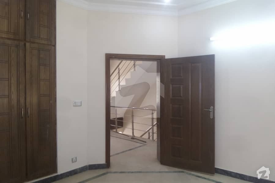 Your Ideal House For Sale Just Became Available In Chaudhary Jan Colony