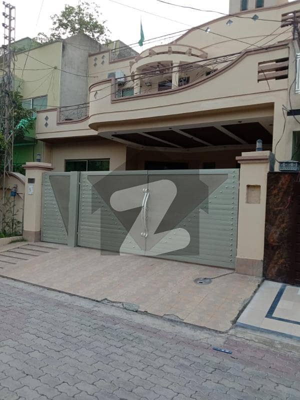 جوڈیشل کالونی فیز 2 جوڈیشل کالونی لاہور میں 7 کمروں کا 14 مرلہ مکان 2.9 کروڑ میں برائے فروخت۔