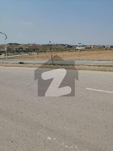 P Block one kanal plot is available for sale