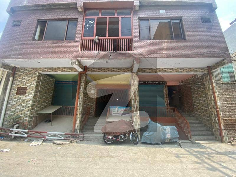 خیابانِ سرسید راولپنڈی میں 10 مرلہ عمارت 7 کروڑ میں برائے فروخت۔