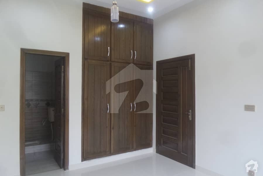 8 Marla House available for sale in Khayaban-e-Tanveer if you hurry