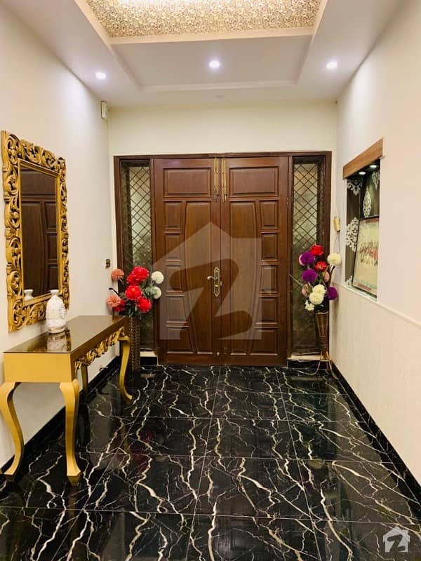 Luxury 10 Marla House 5 Bed For Sale A1 Society Near Model Town Link Rd
