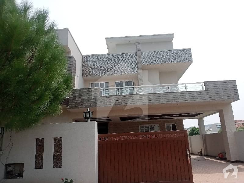 Beautiful Brand new, 6 bedroom house, Sector E