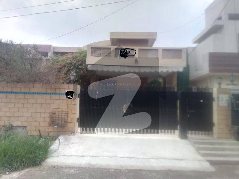 One Kanal Old House Available For Rent In Dha Phase 1 Block K