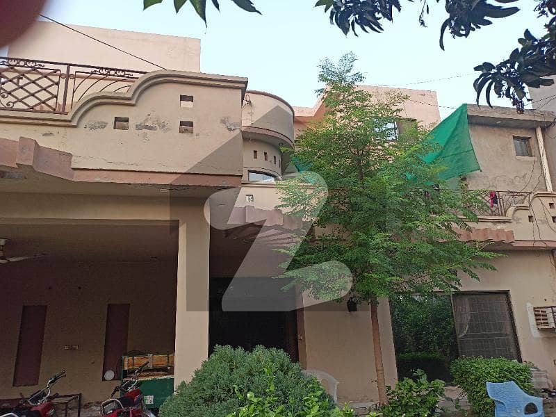 نشیمنِ اقبال فیز 1 نشیمنِ اقبال لاہور میں 8 کمروں کا 1 کنال مکان 3.8 کروڑ میں برائے فروخت۔ نشیمنِ اقبال فیز 1 نشیمنِ اقبال لاہور میں 8 کمروں کا 1 کنال مکان 3.8 کروڑ میں برائے فروخت۔
