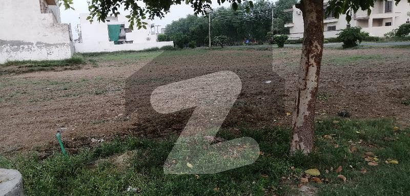 1 Kanal Residential Plot Ideal Location Near Park Available For Sale