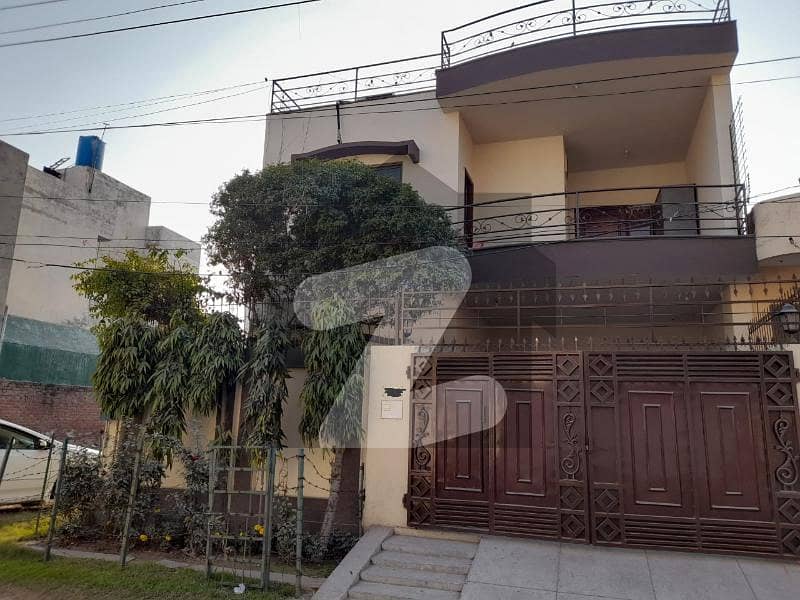 10 Marla Beautiful House For Sale At Prime Location Near To The Main Boulevard Commercial Of D- Block Sabzazar Scheme In A Reasonable Price.