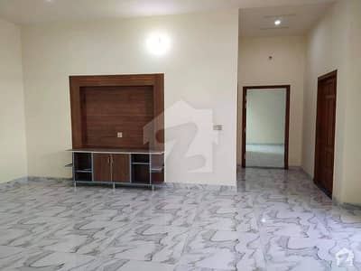 A 7 Marla Upper Portion In Faisalabad Is On The Market For Rent