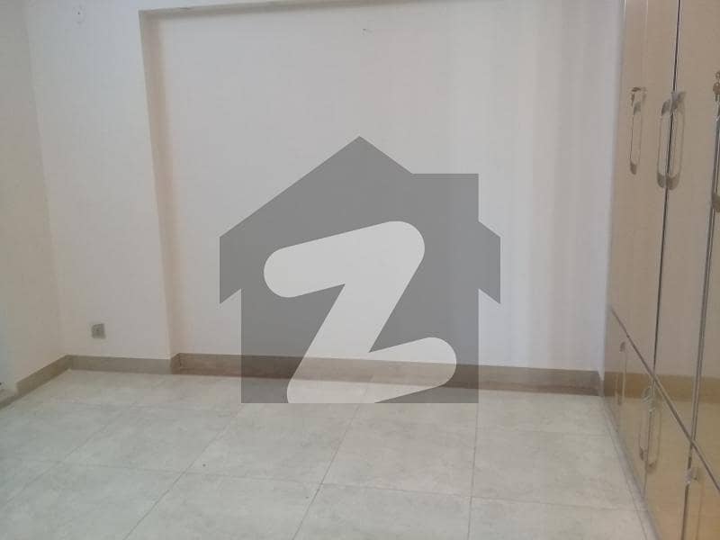 Dha Lahore Upper Portion For Rent