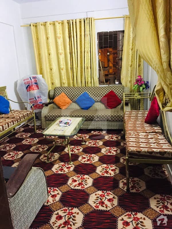Flat Of 600 Square Feet For Sale In Nagan Chowrangi