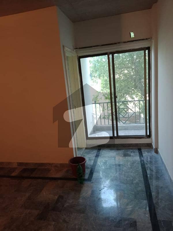 Ideally Located Flat Of 1575 Square Feet Is Available For Sale In Al Rehman Garden