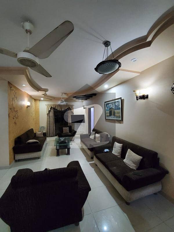 نارتھ ناظم آباد ۔ بلاک بی نارتھ ناظم آباد کراچی میں 3 کمروں کا 9 مرلہ فلیٹ 2.1 کروڑ میں برائے فروخت۔
