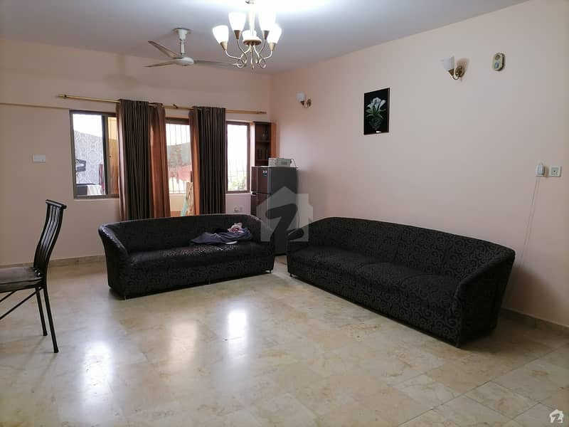 Promising 3300 Square Feet Flat Available In