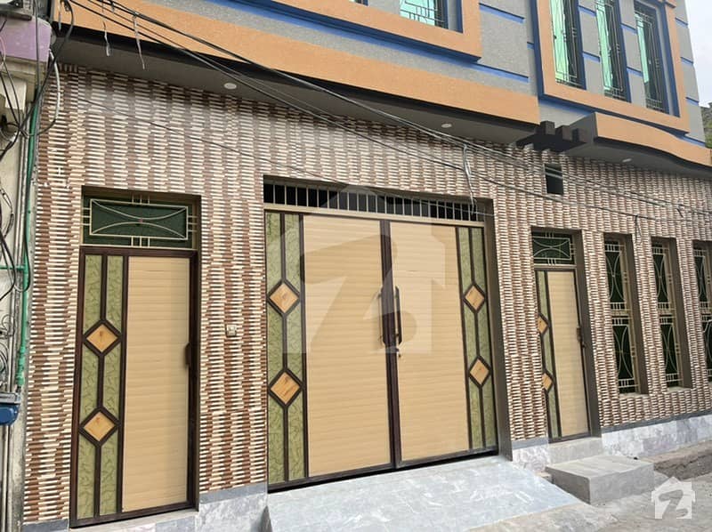زریاب کالونی پشاور میں 9 کمروں کا 6 مرلہ مکان 2.2 کروڑ میں برائے فروخت۔